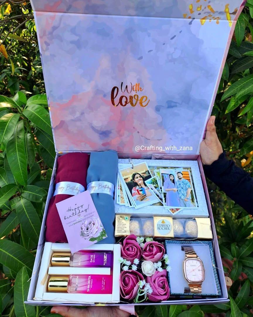 Valentine Day  hamper 